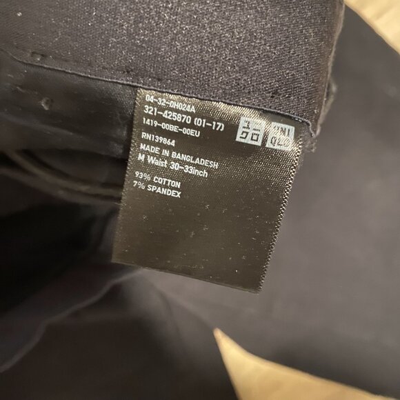 Uniqlo Black Stretch Pants - Size M Medium - Picture 5 of 8
